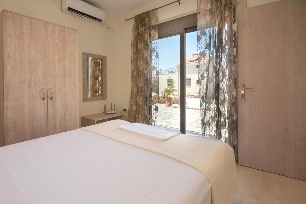 Pink Sand Villas Agios Pandeleimon  Экстерьер фото